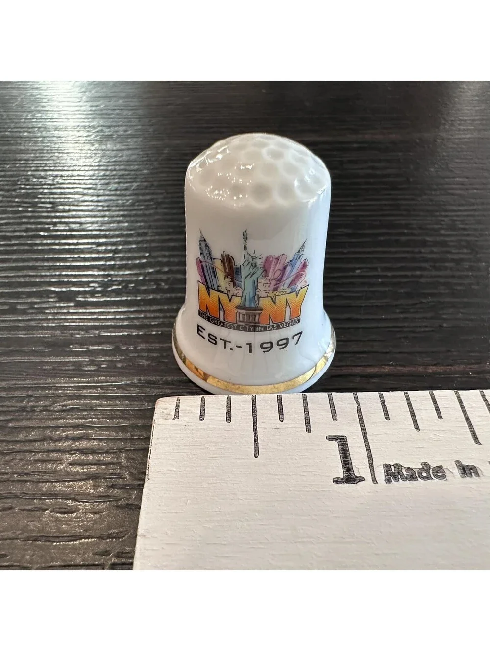 Vintage NYNY New York New York Las Vegas Souvenir Thimble Est 1997 Gold Trim EUC